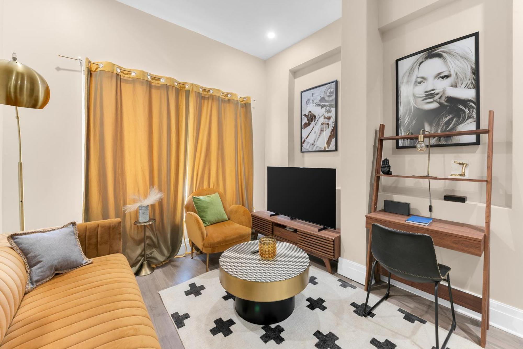 ニューヨークCharming 2Br Bkyrd Near Williamsburgアパートメント エクステリア 写真