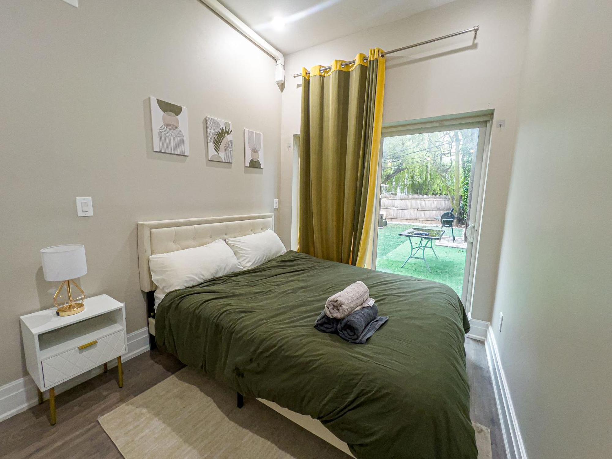 ニューヨークCharming 2Br Bkyrd Near Williamsburgアパートメント エクステリア 写真